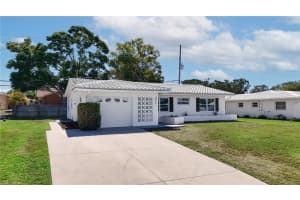 8977 140TH WAY, SEMINOLE, FL 33776 - MLS#MFRTB8494145