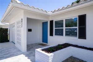 8977 140TH WAY, SEMINOLE, FL 33776 - MLS#MFRTB8494145