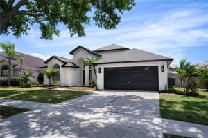8910 WESTBAY BOULEVARD, TAMPA, FL 33615 - MLS#MFRTB8494158