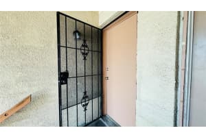 305 WELLINGTON COURT, TAMPA, FL 33604 - MLS#MFRTB8494195