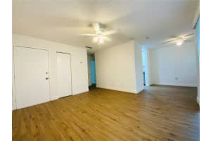 305 WELLINGTON COURT, TAMPA, FL 33604 - MLS#MFRTB8494195