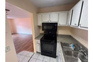 660 62ND AVENUE, ST PETERSBURG, FL 33702 - MLS#MFRTB8494208