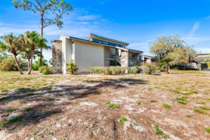 2115 CORNER LAKE DRIVE, HAINES CITY, FL 33844 - MLS#MFRTB8494250