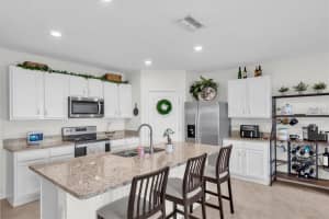 2826 VAN AMBER COURT, LAKELAND, FL 33811 - MLS#MFRTB8494252