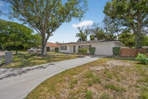 1465 PARKWOOD STREET, CLEARWATER, FL 33755 - MLS#MFRTB8494298