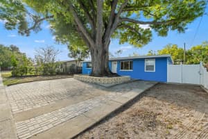 8996 SOUTHERN COMFORT DRIVE, LARGO, FL 33773 - MLS#MFRTB8494306