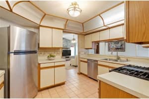 215 SANTA ROSA DRIVE, WINTER HAVEN, FL 33884 - MLS#MFRTB8494313