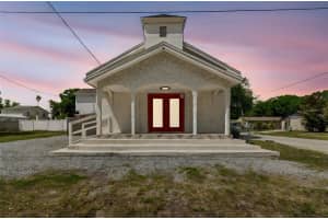 1814 FREMONT AVENUE, TAMPA, FL 33607 - MLS#MFRTB8494316