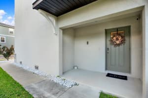 4732 PICKERING HARBOR PLACE, TAMPA, FL 33619 - MLS#MFRTB8494340