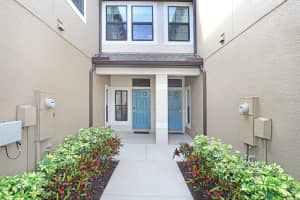 11404 CROWNED SPARROW LANE, TAMPA, FL 33626 - MLS#MFRTB8494367