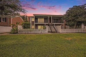 13725 JUNIPER BLOSSOM DRIVE, TAMPA, FL 33618 - MLS#MFRTB8494402