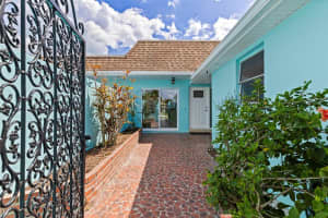 354 BOCA CIEGA POINT BOULEVARD, ST PETERSBURG, FL 33708 - MLS#MFRTB8494470