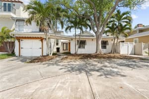 845 BAY ESPLANADE, CLEARWATER BEACH, FL 33767 - MLS#MFRTB8494481