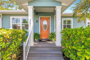 201 35TH AVENUE, ST PETERSBURG, FL 33704 - MLS#MFRTB8494517
