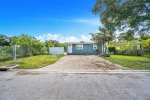1601 PALM WAY, LARGO, FL 33771 - MLS#MFRTB8494558