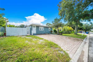 1601 PALM WAY, LARGO, FL 33771 - MLS#MFRTB8494558