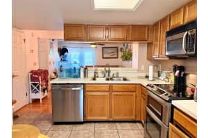 1001 BRIGADOON DRIVE, CLEARWATER, FL 33759 - MLS#MFRTB8494682