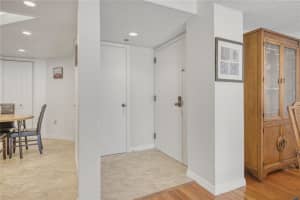 690 ISLAND WAY, CLEARWATER BEACH, FL 33767 - MLS#MFRTB8494691
