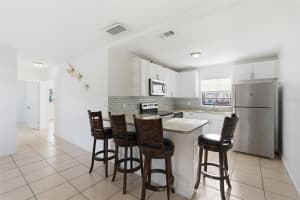 519 HAMPTON AVENUE, LAKELAND, FL 33801 - MLS#MFRTB8494696