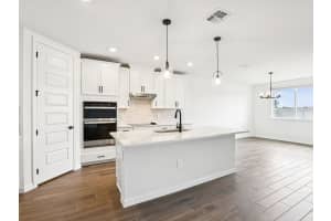1713 DRAUGHTON DRIVE, ZEPHYRHILLS, FL 33541 - MLS#MFRTB8494703