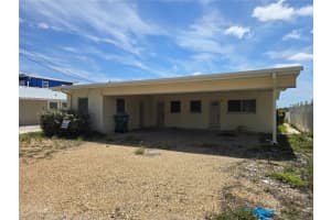 249 144TH AVENUE, MADEIRA BEACH, FL 33708 - MLS#MFRTB8494719