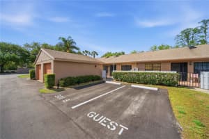 3135 Charter Club Dr #b, TARPON SPRINGS