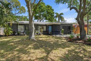 811 BAY VISTA BOULEVARD, ST PETERSBURG, FL 33705 - MLS#MFRTB8494741