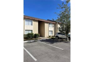 2725 HIDDEN LAKE BOULEVARD, SARASOTA, FL 34237 - MLS#MFRTB8494761