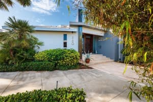 360 26TH AVENUE, ST PETERSBURG, FL 33705 - MLS#MFRTB8494857