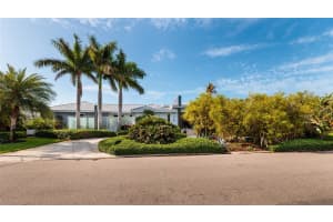 360 26TH AVENUE, ST PETERSBURG, FL 33705 - MLS#MFRTB8494857