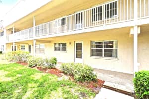 10034 64TH AVENUE, ST PETERSBURG, FL 33708 - MLS#MFRTB8494864