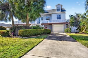 821 BLUE HERON BOULEVARD, RUSKIN, FL 33570 - MLS#MFRTB8494866
