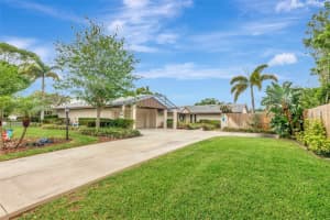 8233 FOREST CIRCLE, SEMINOLE, FL 33776 - MLS#MFRTB8494962