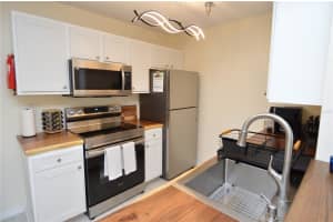 10263 GANDY BOULEVARD, ST PETERSBURG, FL 33702 - MLS#MFRTB8494987