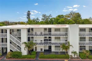 2944 BAY DRIVE, BELLEAIR BLUFFS, FL 33770 - MLS#MFRTB8495009