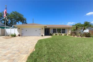 2990 Meadow Oak Dr N, CLEARWATER