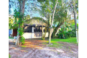 7805 12TH STREET, TAMPA, FL 33604 - MLS#MFRTB8495106