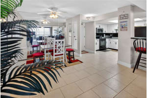 1 KEY CAPRI #103E, TREASURE ISLAND, FL 33706 - MLS#MFRTB8495115