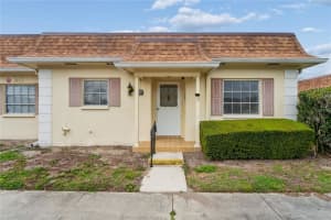 1611 S Lake Ave #1, CLEARWATER