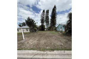 1334 30TH STREET, ST PETERSBURG, FL 33712 - MLS#MFRTB8495148