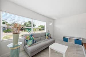 310 40TH STREET, ST PETERSBURG, FL 33711 - MLS#MFRTB8495175