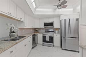 7540 SUNSHINE SKYWAY LANE, ST PETERSBURG, FL 33711 - MLS#MFRTB8495221