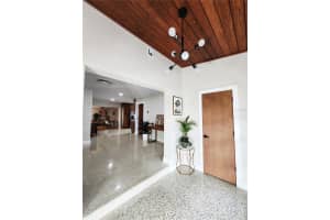 345 55TH AVENUE, ST PETERSBURG, FL 33705 - MLS#MFRTB8495274