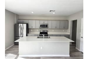 5694 ARLINGTON RIVER DRIVE, LAKELAND, FL 33803 - MLS#MFRTB8495343