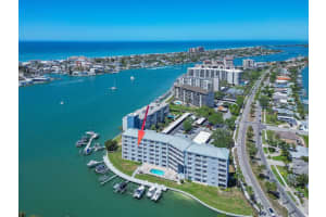 610 ISLAND WAY, CLEARWATER BEACH, FL 33767 - MLS#MFRTB8495352