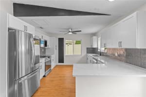 9554 86TH AVENUE, SEMINOLE, FL 33777 - MLS#MFRTB8495489