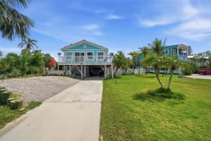 15823 REDINGTON DRIVE, REDINGTON BEACH, FL 33708 - MLS#MFRTB8495509