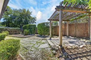 9780 FOX CHAPEL ROAD, TAMPA, FL 33647 - MLS#MFRTB8495567
