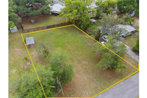 11503 Colony Hill Dr Seffner, FL 33584 - Off Market