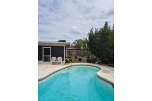 11738 96TH PLACE, SEMINOLE, FL 33772 - MLS#MFRTB8495631